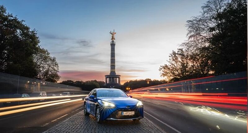 H2 Moves Berlin: Deutschlands größte Wasserstoff-Elektroflotte fährt in der Hauptstadt